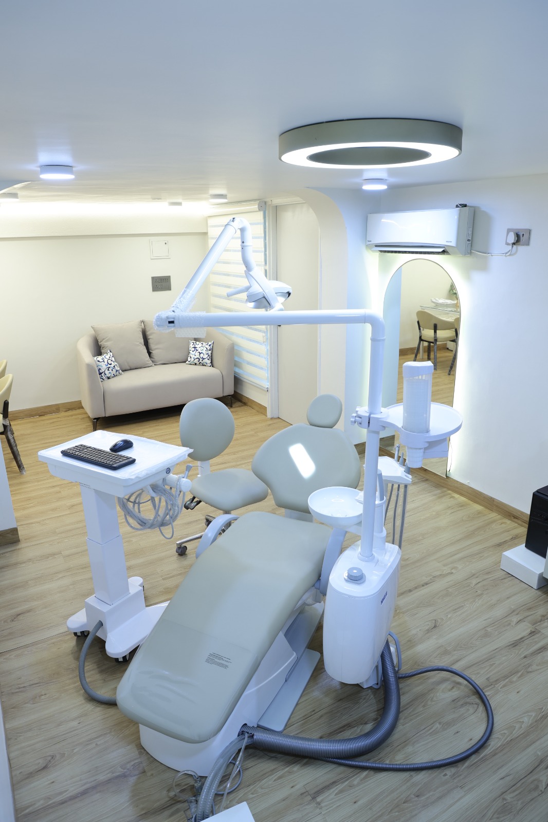 Smilux modern dental treatment room